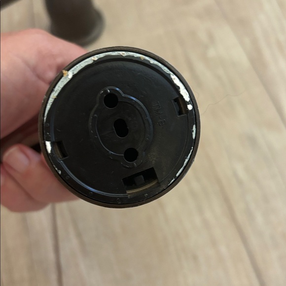 Hand Towel Racks/FREE - Picture 3 of 4